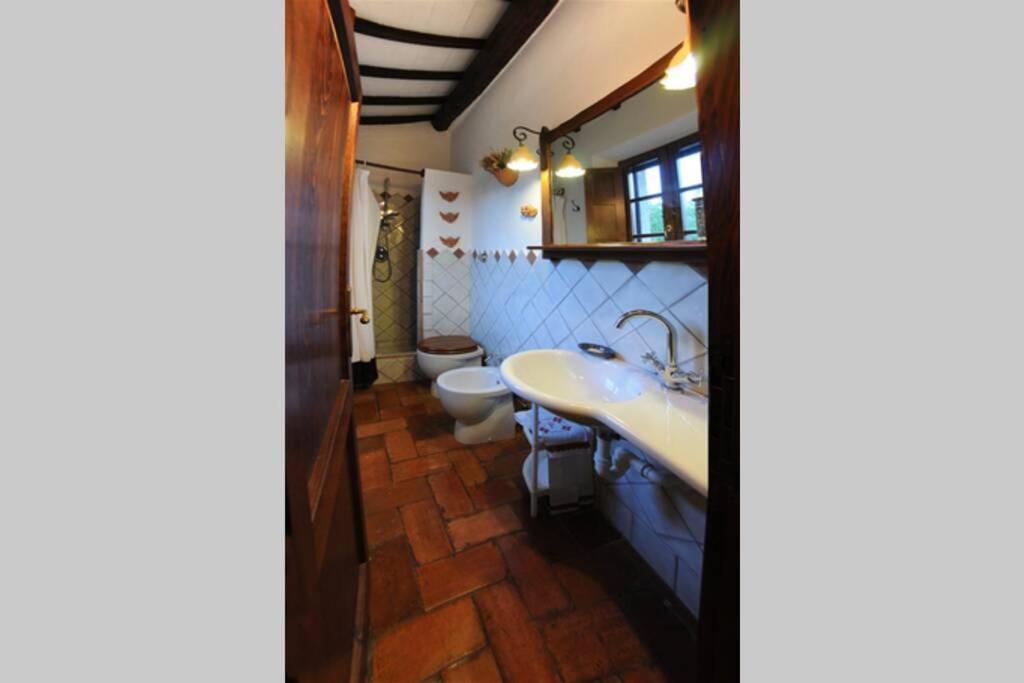 Exclusive Villa Parrano - Countryside With Pool Екстер'єр фото
